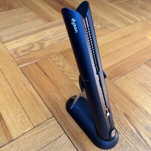 Dyson Prussian Blue/Rich Copper Wireless Hair Straightener